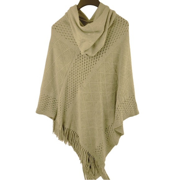 Be Clever, OS, tan, women’s knit, fringed, midi hooded poncho. NWT. - Picture 2 of 5